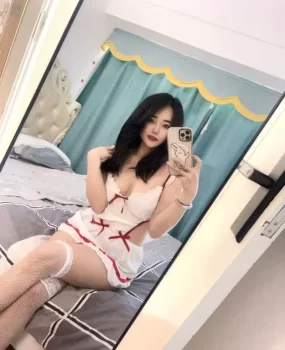 大屁股美女服务好