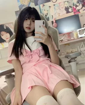 佛山市禅城区高端极品楼凤小骚货