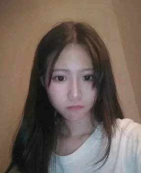 妹子刚成年