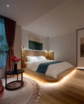 包头年轻骚妹妹很会玩深喉 乳交足交颜射 样样精通体验感十足